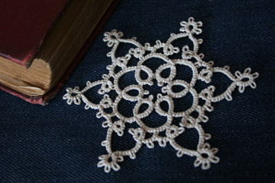 Daisy Mini-Doily